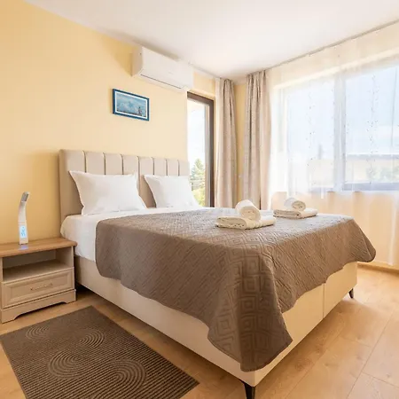 Апартамент Jasmine 1 Bedroom With Free Parking