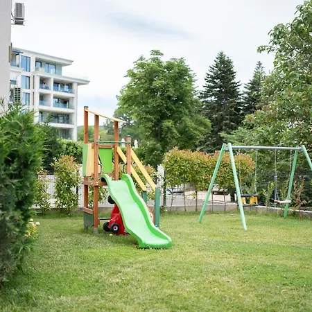 Апартамент Jasmine 1 Bedroom With Free Parking *