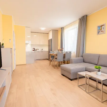 Jasmine 1 Bedroom With Free Parking Варна