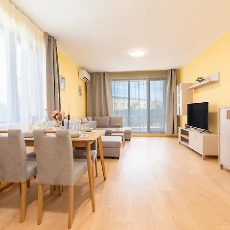 Jasmine 1 Bedroom With Free Parking Апартамент Варна
