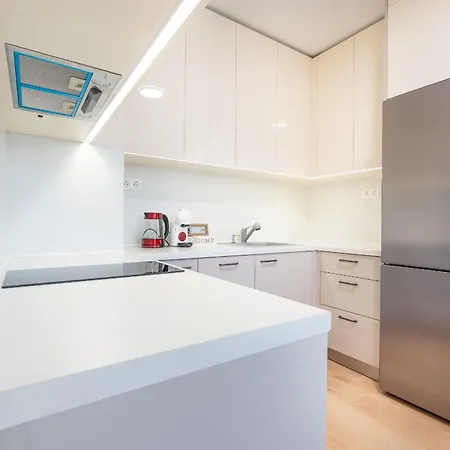 Jasmine 1 Bedroom With Free Parking Варна