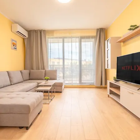 Jasmine 1 Bedroom With Free Parking Апартамент *