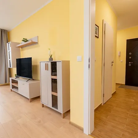 Jasmine 1 Bedroom With Free Parking * Варна